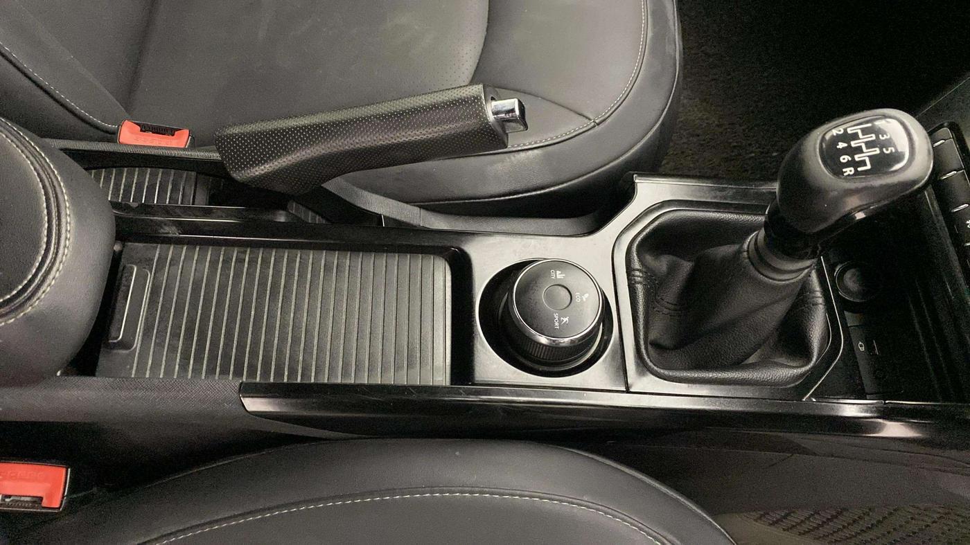 2022 Tata NEXON XZ PLUS (HS) PETROL DARK EDITION, CNG, Manual, 87,496 km, Gear Lever