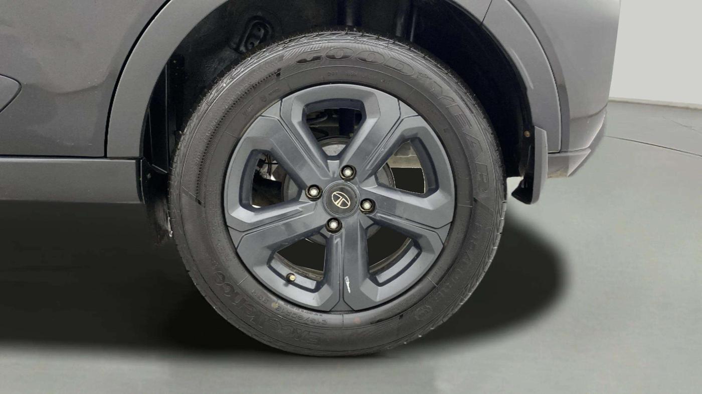 2022 Tata NEXON XZ PLUS (HS) PETROL DARK EDITION, CNG, Manual, 87,496 km, Left Rear Wheel