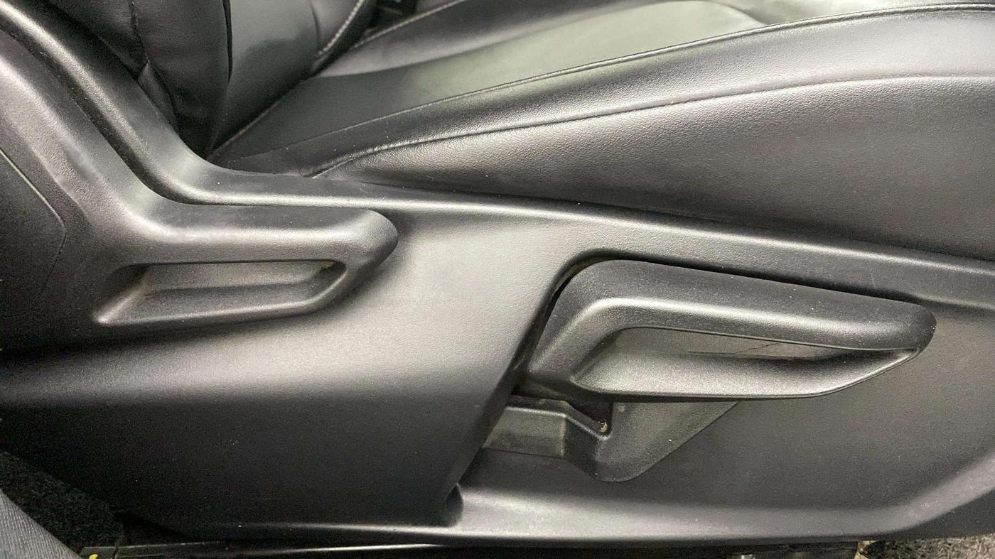 2022 Tata NEXON XZ PLUS (HS) PETROL DARK EDITION, CNG, Manual, 87,496 km, Driver Side Adjustment Panel