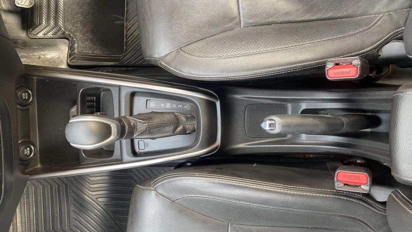 2020 Maruti XL6 ALPHA AT, Petrol, Automatic, 72,005 km, Gear Lever