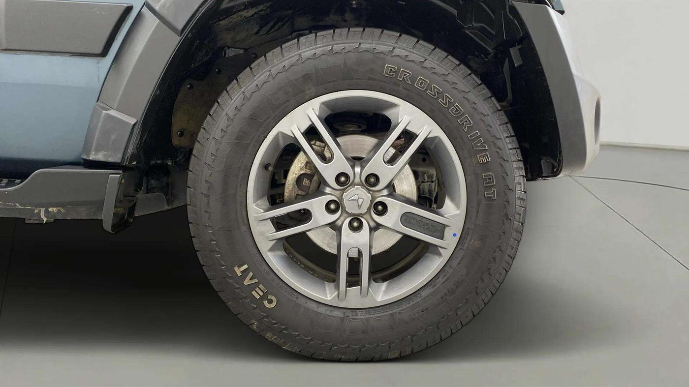 2023 Mahindra Thar LX P 2WD AT HT, Petrol, Automatic, 22,131 km, Right Front Wheel