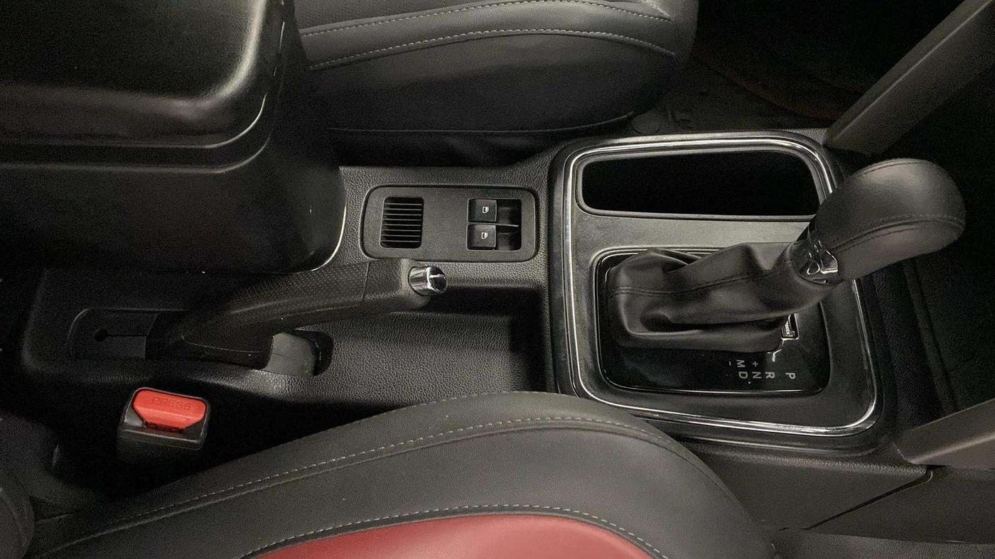 2023 Mahindra Thar LX P 2WD AT HT, Petrol, Automatic, 22,131 km, Gear Lever