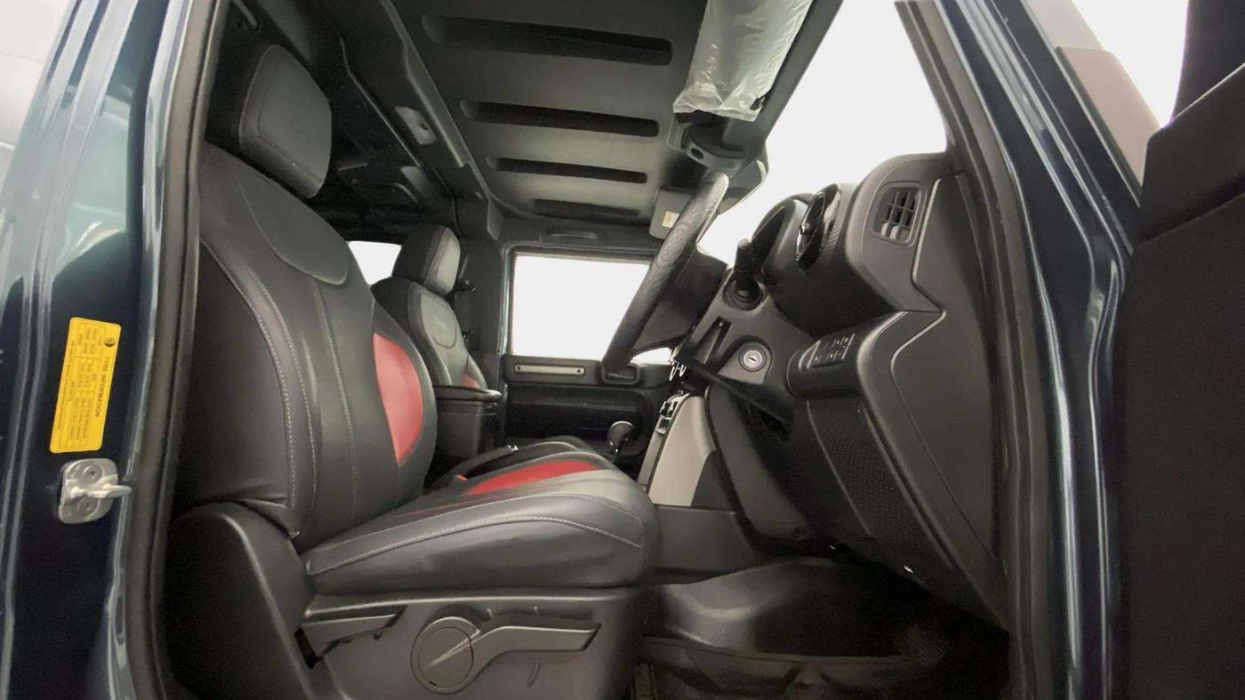 2023 Mahindra Thar LX P 2WD AT HT, Petrol, Automatic, 22,131 km, Right Side Front Door Cabin