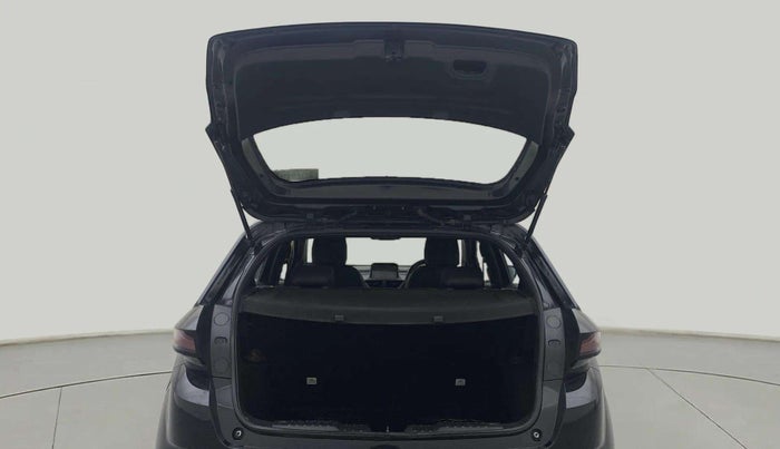 2022 Tata ALTROZ XZ PLUS PETROL DARK EDITION, Petrol, Manual, 21,808 km, Boot Door Open