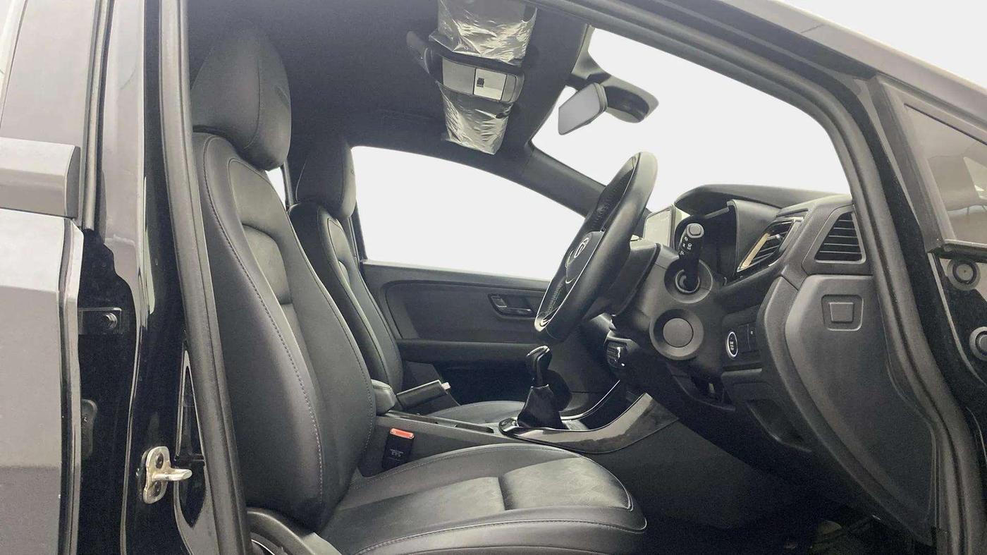 2022 Tata ALTROZ XZ PLUS PETROL DARK EDITION, Petrol, Manual, 21,808 km, Right Side Front Door Cabin