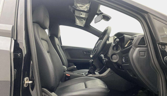 2022 Tata ALTROZ XZ PLUS PETROL DARK EDITION, Petrol, Manual, 21,808 km, Right Side Front Door Cabin