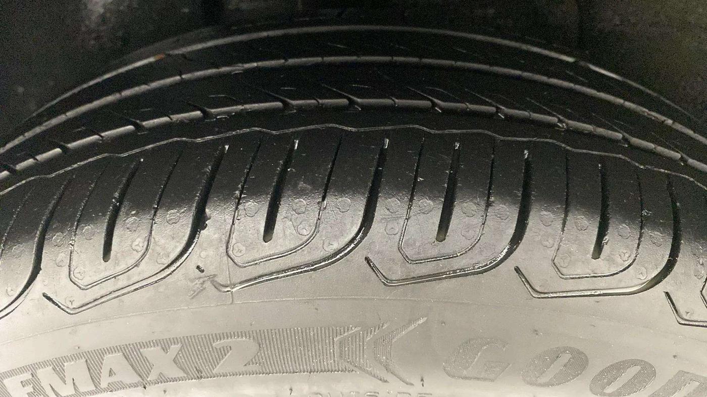 2022 Tata ALTROZ XZ PLUS PETROL DARK EDITION, Petrol, Manual, 21,808 km, Right Rear Tyre Tread