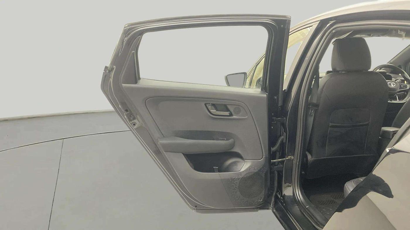 2022 Tata ALTROZ XZ PLUS PETROL DARK EDITION, Petrol, Manual, 21,808 km, LHS Rear Door