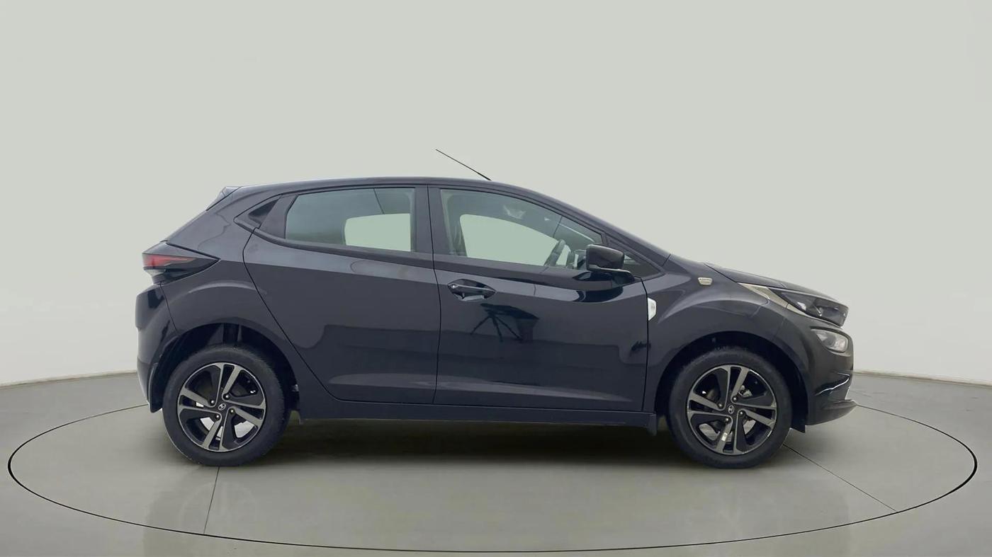 2022 Tata ALTROZ XZ PLUS PETROL DARK EDITION, Petrol, Manual, 21,808 km, Right Side View