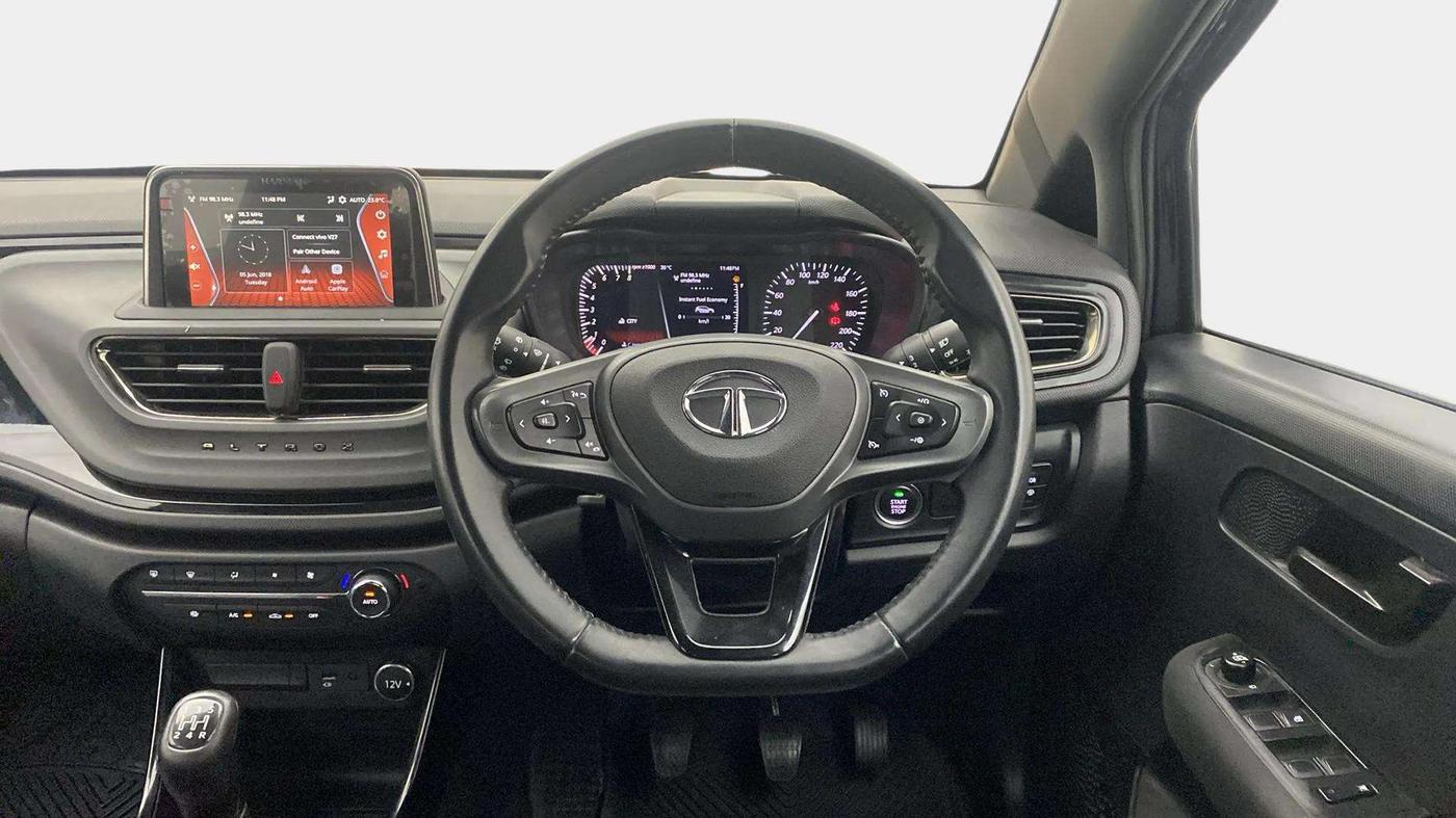 2022 Tata ALTROZ XZ PLUS PETROL DARK EDITION, Petrol, Manual, 21,808 km, Steering Wheel Close Up