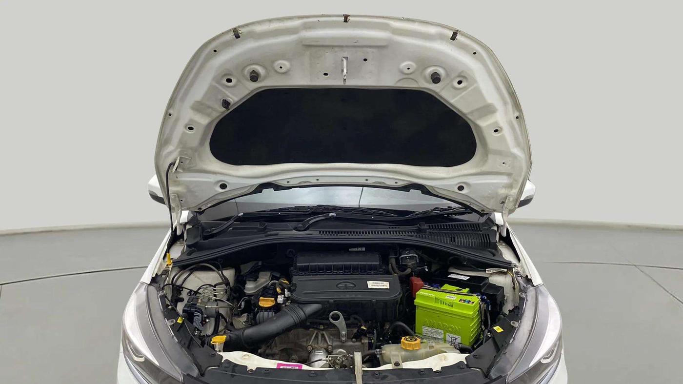 2022 Tata Tiago XZ PLUS CNG, CNG, Manual, 29,278 km, Open Bonet