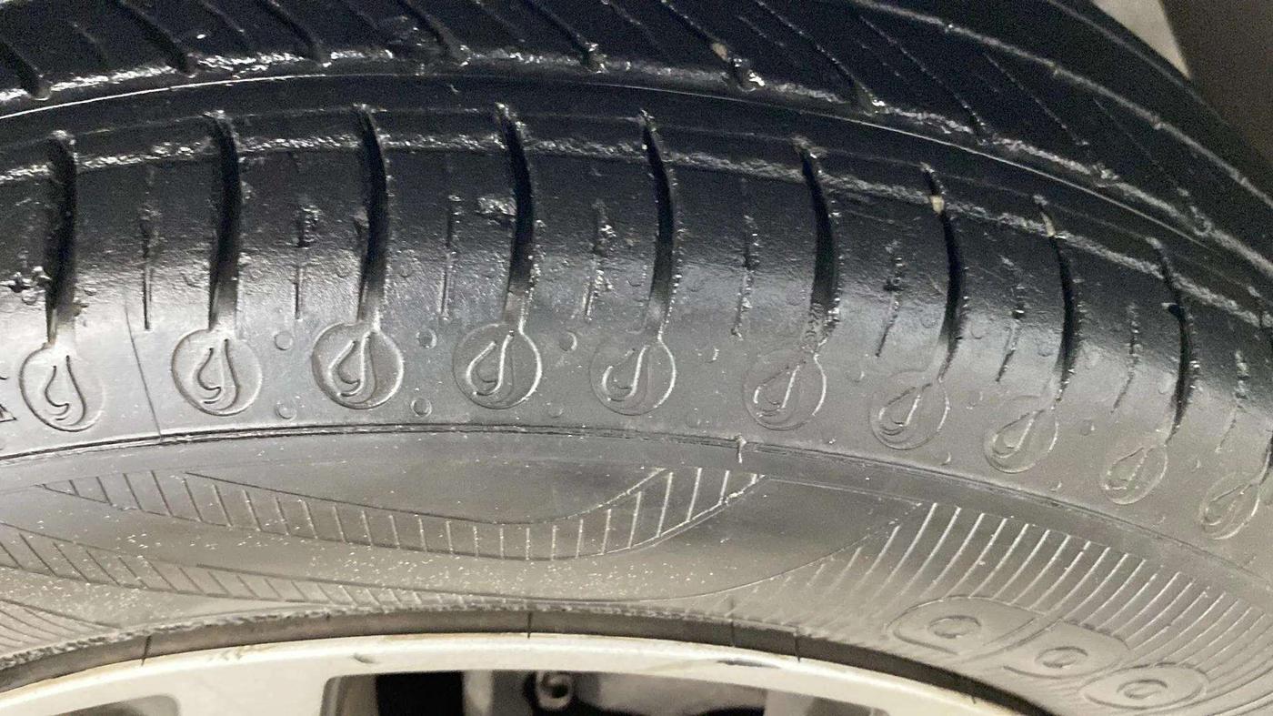 2022 Tata Tiago XZ PLUS CNG, CNG, Manual, 29,278 km, Right Front Tyre Tread