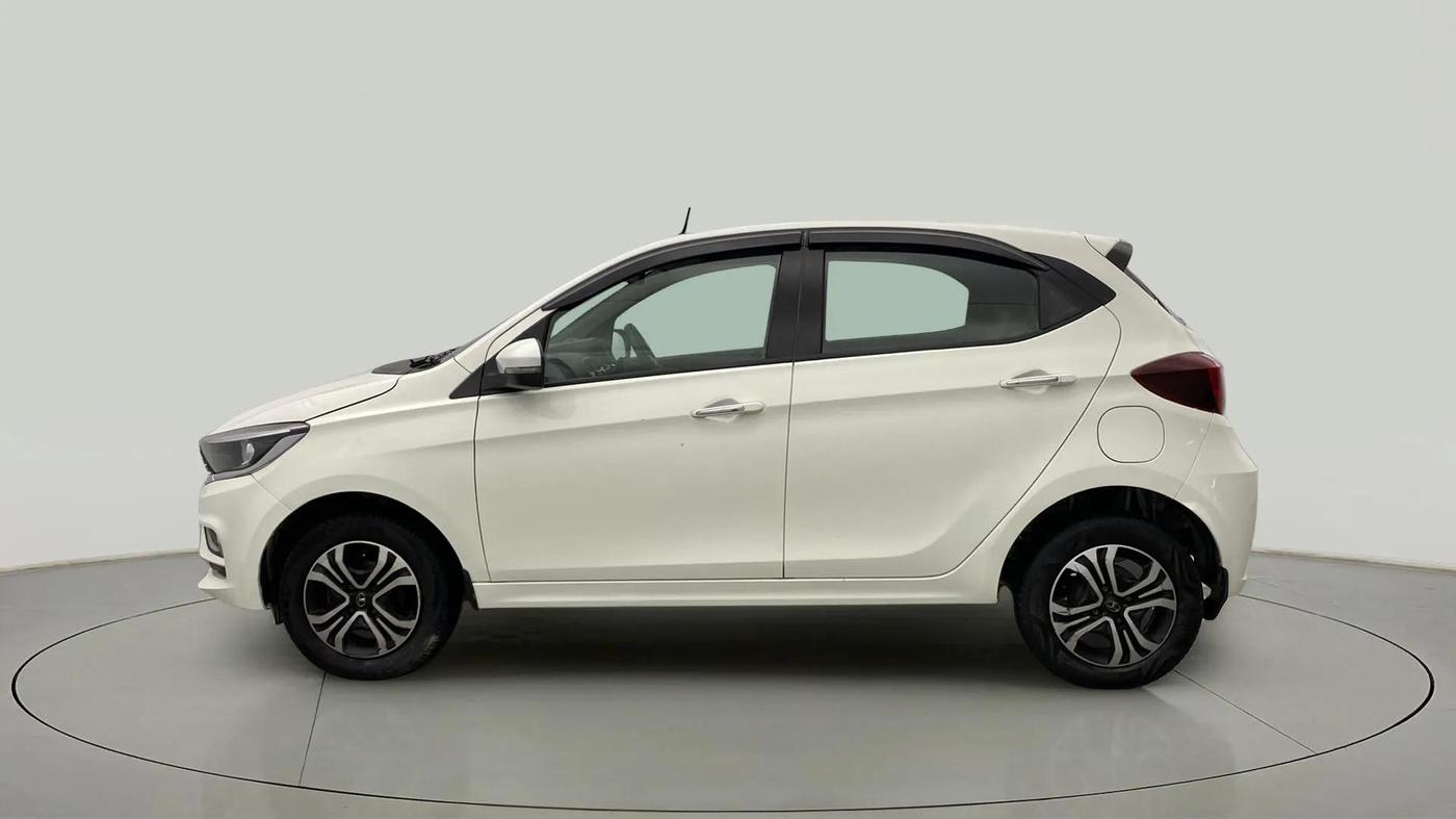 2022 Tata Tiago XZ PLUS CNG, CNG, Manual, 29,278 km, Left Side