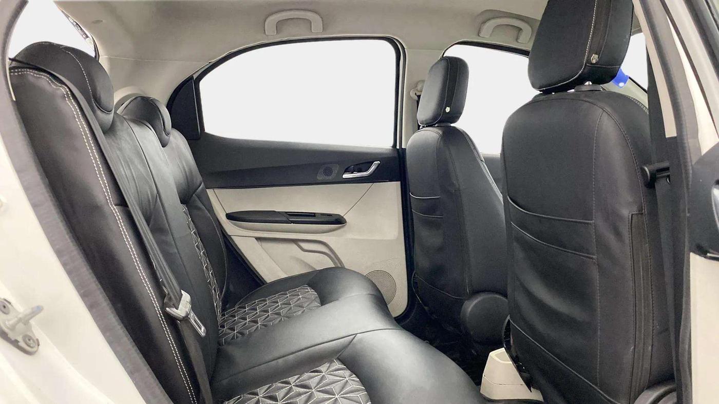 2022 Tata Tiago XZ PLUS CNG, CNG, Manual, 29,278 km, Right Side Rear Door Cabin