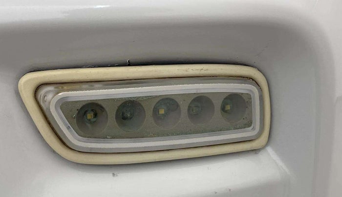 2021 Maruti Alto VXI, Petrol, Manual, 71,538 km, Right fog light - Fog light not working