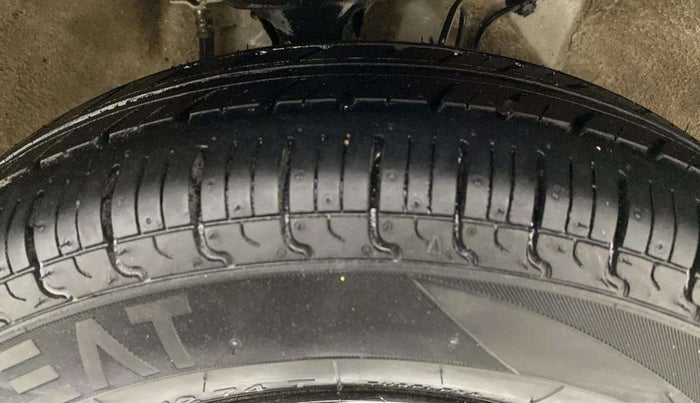 2021 Maruti Alto VXI, Petrol, Manual, 71,538 km, Right Front Tyre Tread