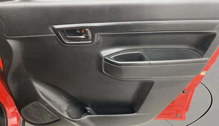 2020 Maruti S PRESSO VXI (O), Petrol, Manual, 52,083 km, Driver Side Door Panels Control