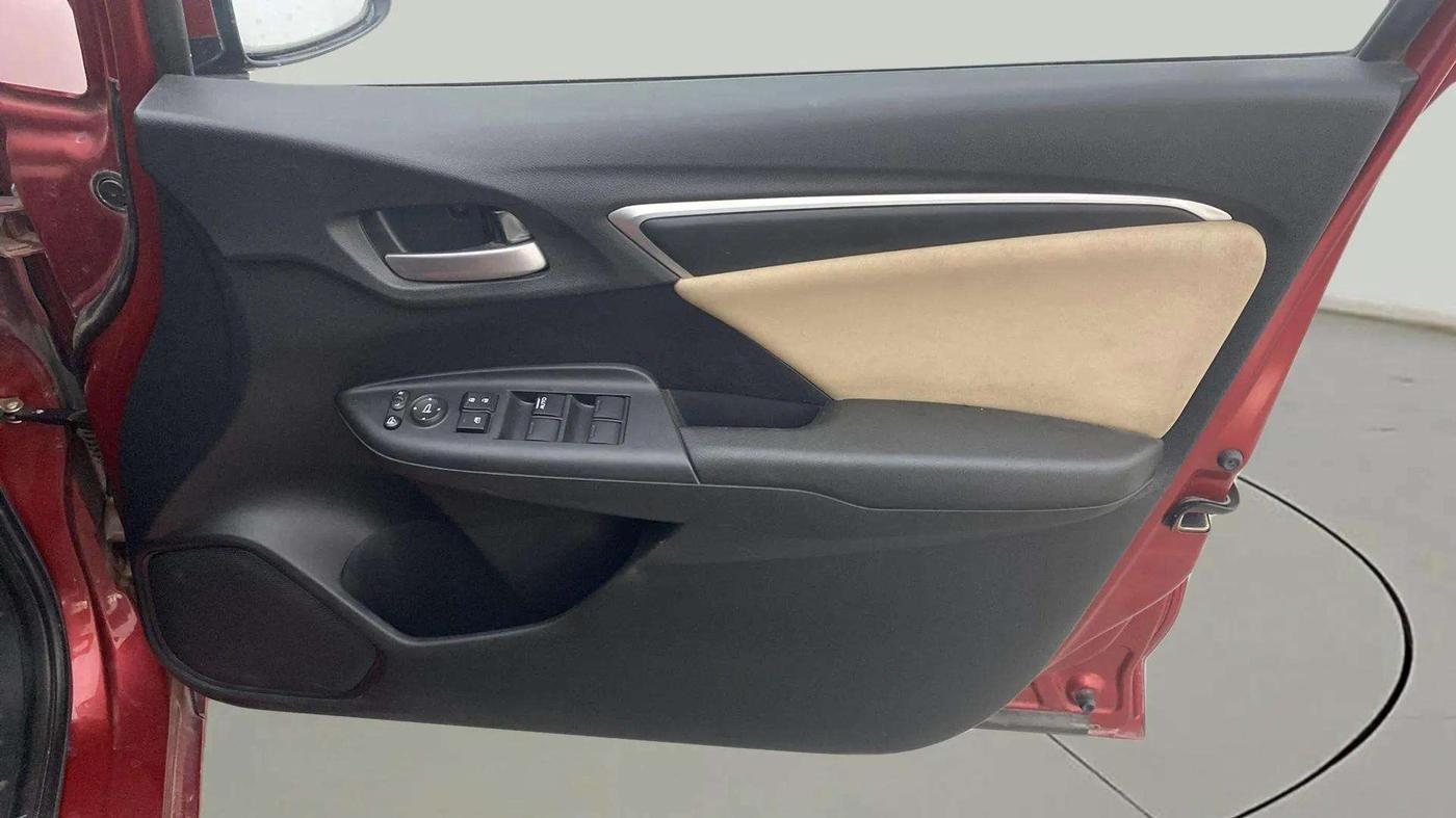 2019 Honda Jazz 1.2L I-VTEC VX, Petrol, Manual, 21,530 km, Driver Side Door Panels Control
