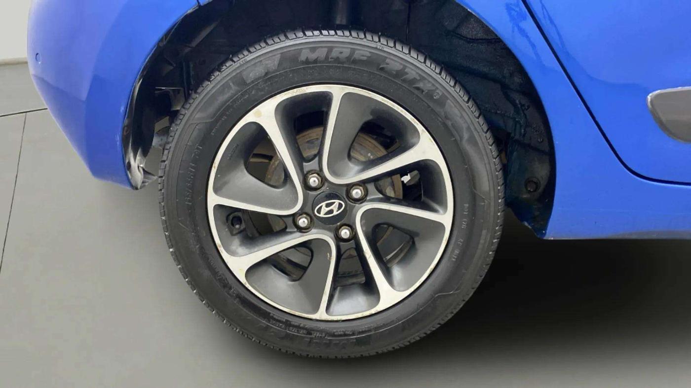 2018 Hyundai Grand i10 ASTA 1.2 KAPPA VTVT, Petrol, Manual, 66,902 km, Right Rear Wheel
