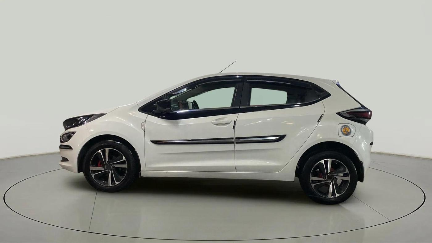 2021 Tata ALTROZ XZ DIESEL, Diesel, Manual, 73,280 km, Left Side