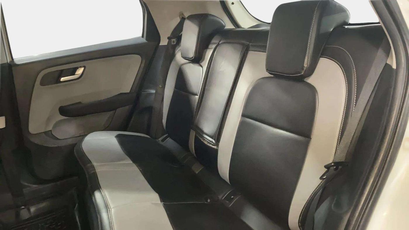 2021 Tata ALTROZ XZ DIESEL, Diesel, Manual, 73,280 km, Right Side Rear Door Cabin