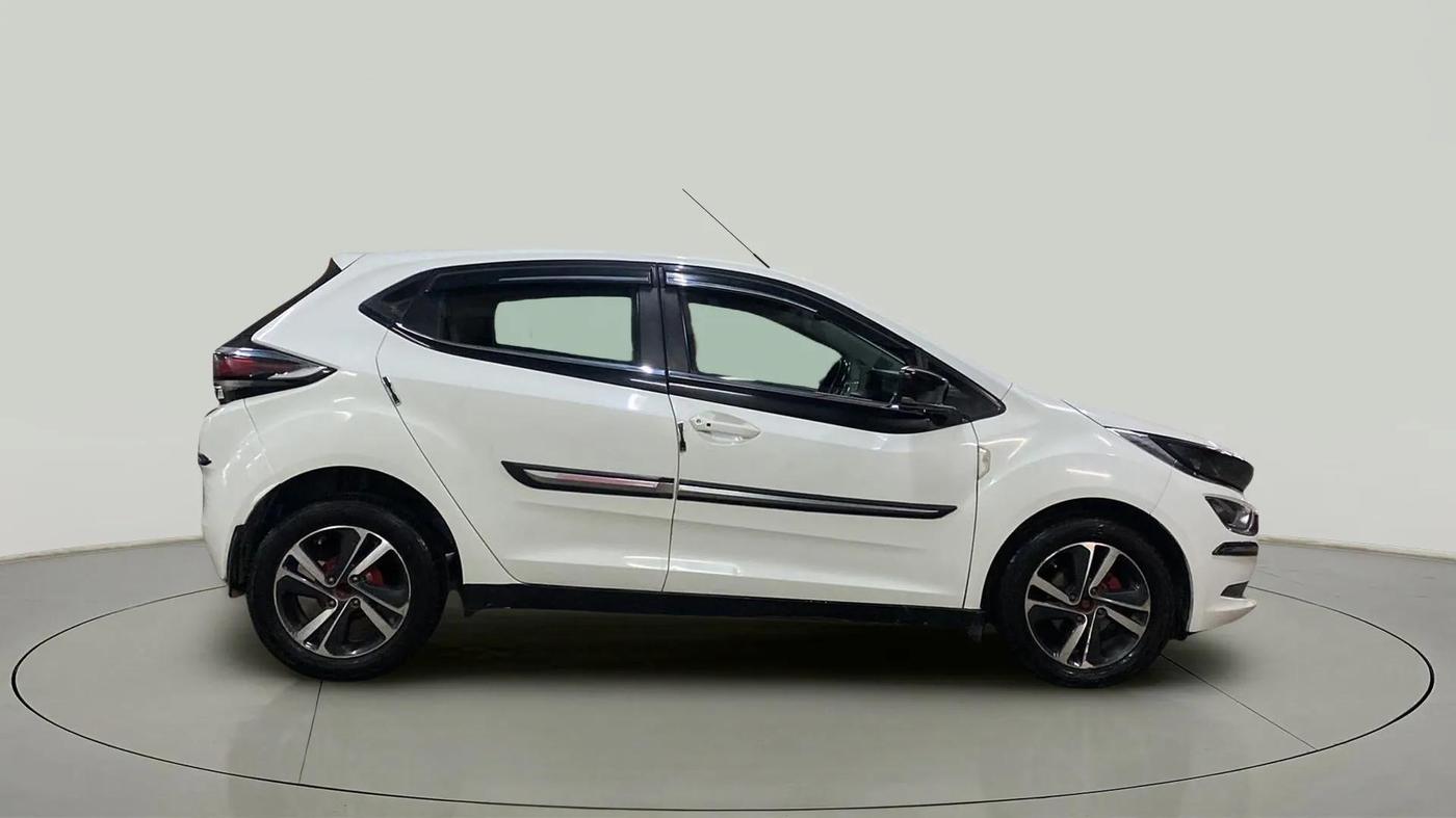 2021 Tata ALTROZ XZ DIESEL, Diesel, Manual, 73,280 km, Right Side View