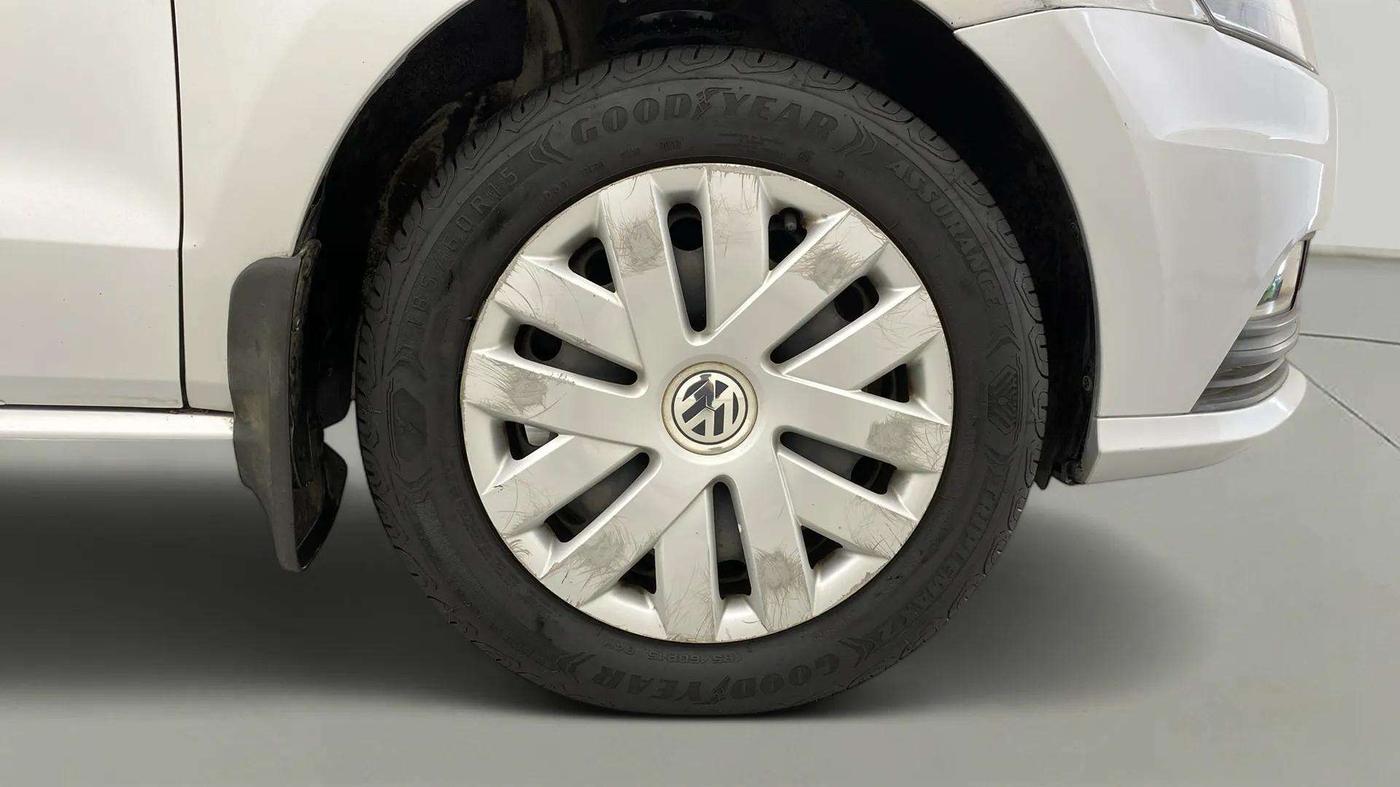 2016 Volkswagen Ameo COMFORTLINE 1.2L, Petrol, Manual, 36,832 km, Right Front Wheel