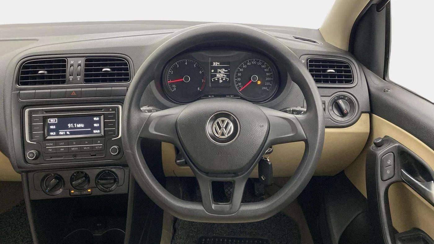 2016 Volkswagen Ameo COMFORTLINE 1.2L, Petrol, Manual, 36,832 km, Steering Wheel Close Up