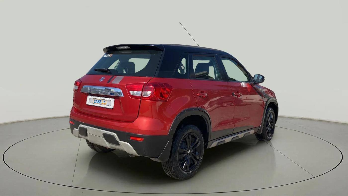 2018 Maruti Vitara Brezza ZDI PLUS AT DUAL TONE, Diesel, Automatic, 41,236 km, Right Back Diagonal