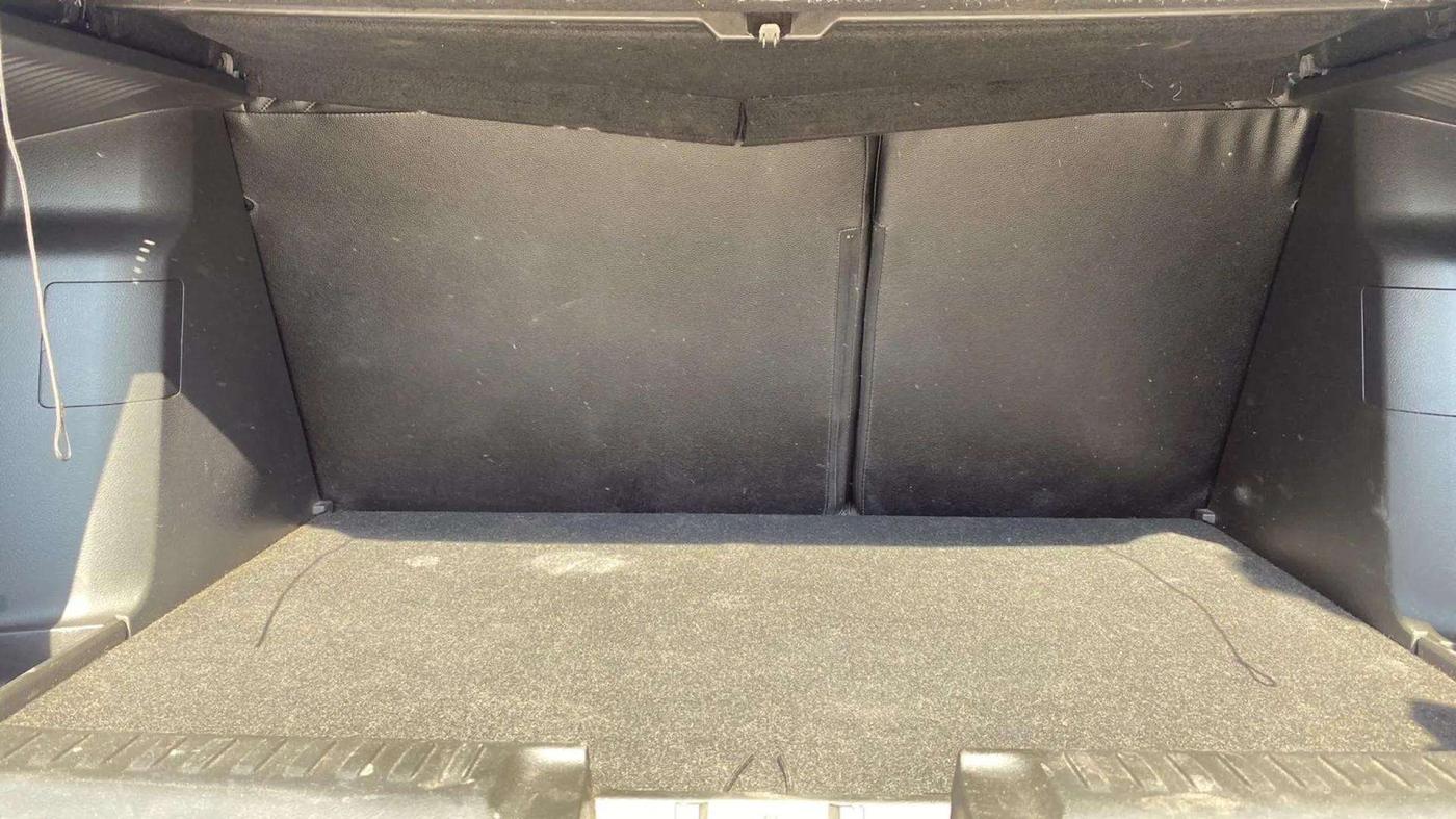 2018 Maruti Vitara Brezza ZDI PLUS AT DUAL TONE, Diesel, Automatic, 41,236 km, Boot Inside