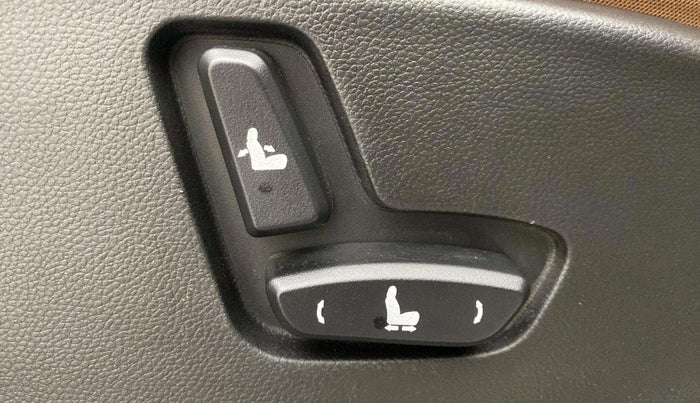 2021 MG HECTOR PLUS SHARP 1.5 PETROL TURBO CVT 6-STR, Petrol, Automatic, 40,854 km, Driver Side Adjustment Panel