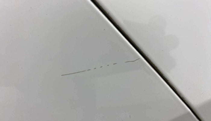 2021 MG HECTOR PLUS SHARP 1.5 PETROL TURBO CVT 6-STR, Petrol, Automatic, 40,854 km, Front bumper - Minor scratches