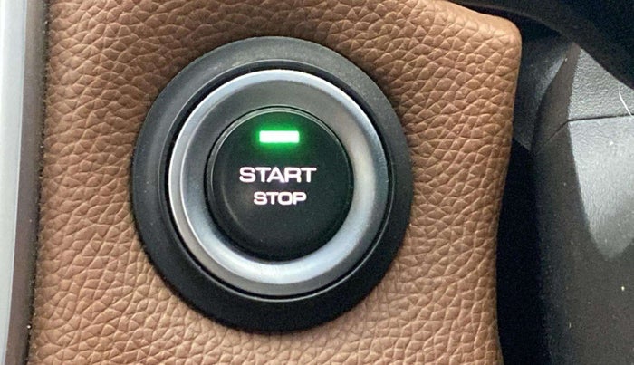 2021 MG HECTOR PLUS SHARP 1.5 PETROL TURBO CVT 6-STR, Petrol, Automatic, 40,854 km, Keyless Start/ Stop Button