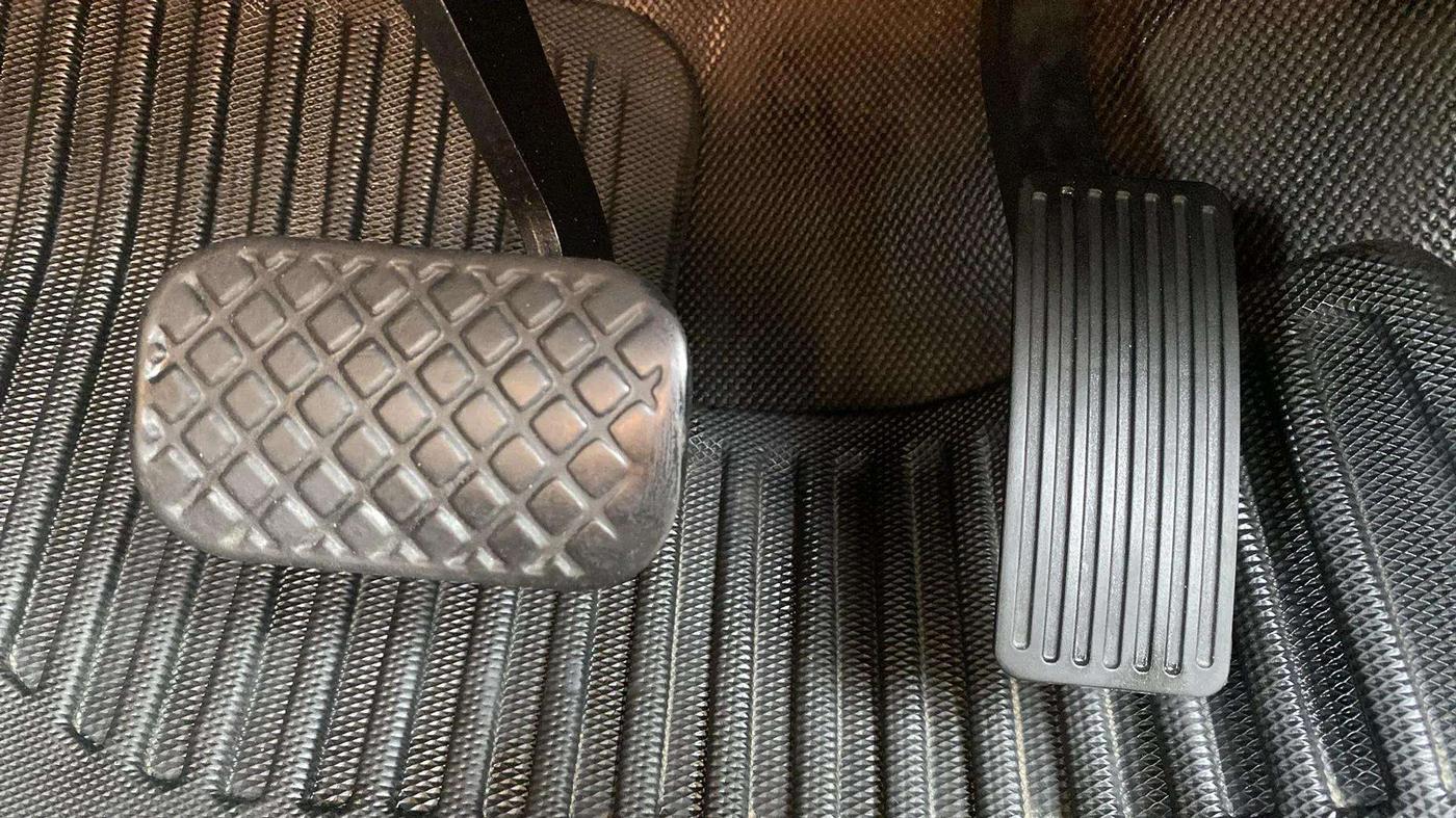 2021 MG HECTOR PLUS SHARP 1.5 PETROL TURBO CVT 6-STR, Petrol, Automatic, 40,854 km, Pedals