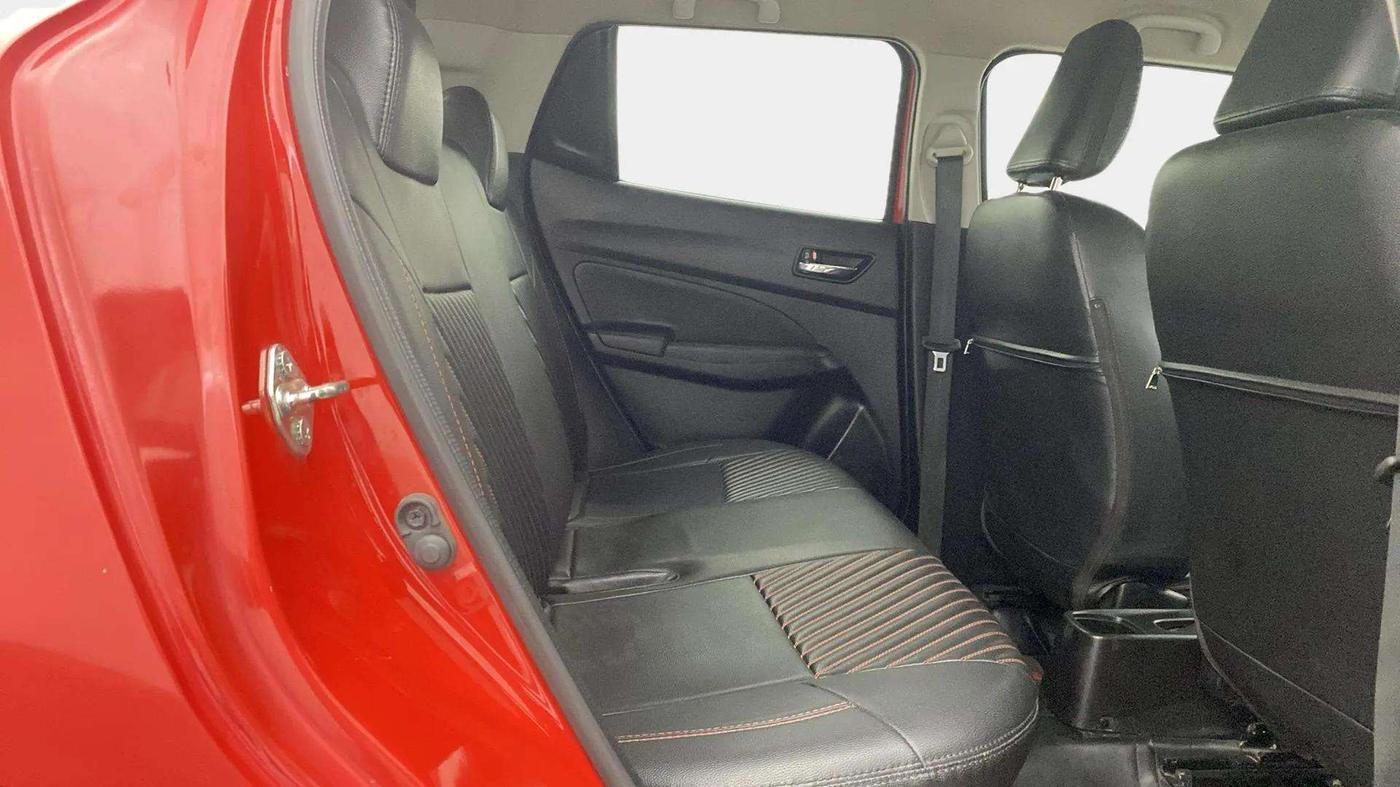 2021 Maruti Swift VXI, Petrol, Manual, 60,825 km, Right Side Rear Door Cabin