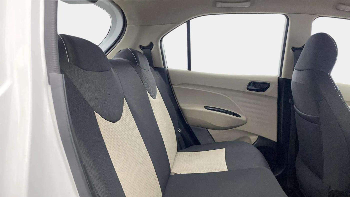 2022 Hyundai NEW SANTRO MAGNA, Petrol, Manual, 34,207 km, Right Side Rear Door Cabin
