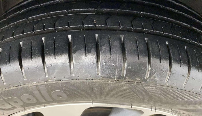 2021 Maruti Baleno ZETA PETROL 1.2, Petrol, Manual, 9,640 km, Right Front Tyre Tread