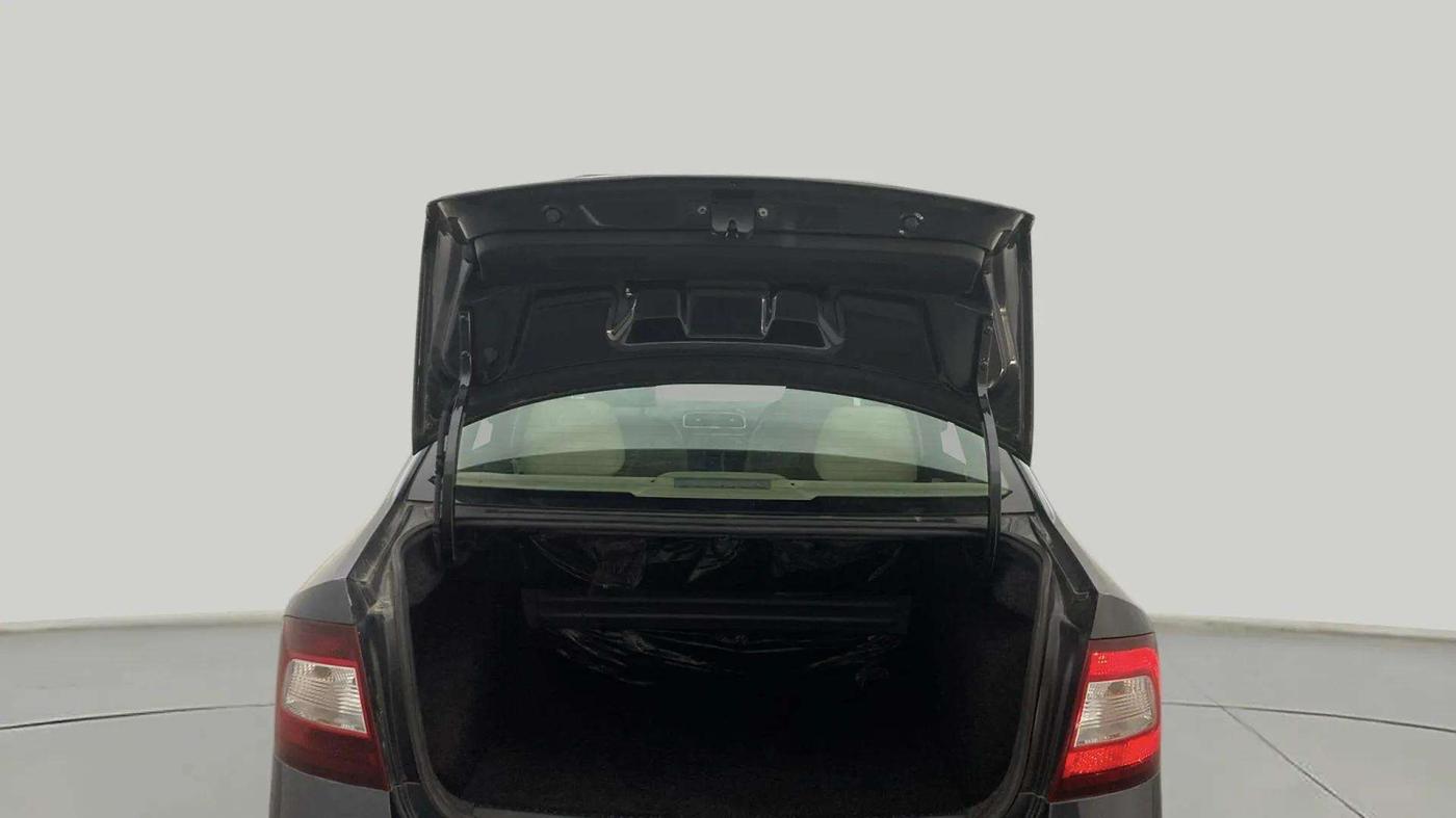 2021 Skoda Rapid STYLE AT TSI, Petrol, Automatic, 38,257 km, Boot Door Open