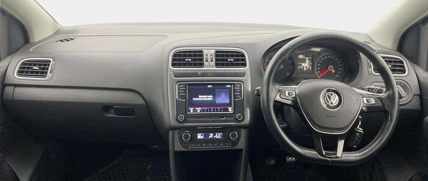 2018 Volkswagen Polo HIGHLINE PLUS 1.0 16 ALLOY, Petrol, Manual, 46,625 km, Dashboard