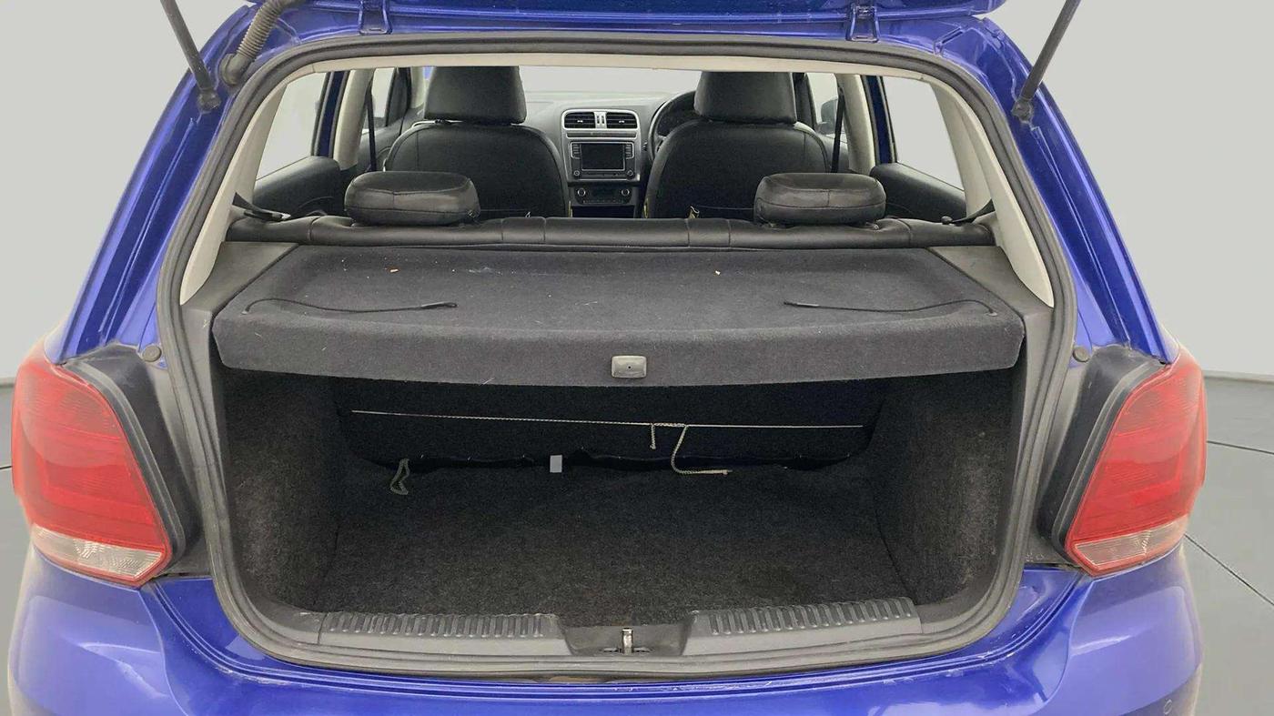 2018 Volkswagen Polo HIGHLINE PLUS 1.0 16 ALLOY, Petrol, Manual, 46,625 km, Boot Open Zoomed View
