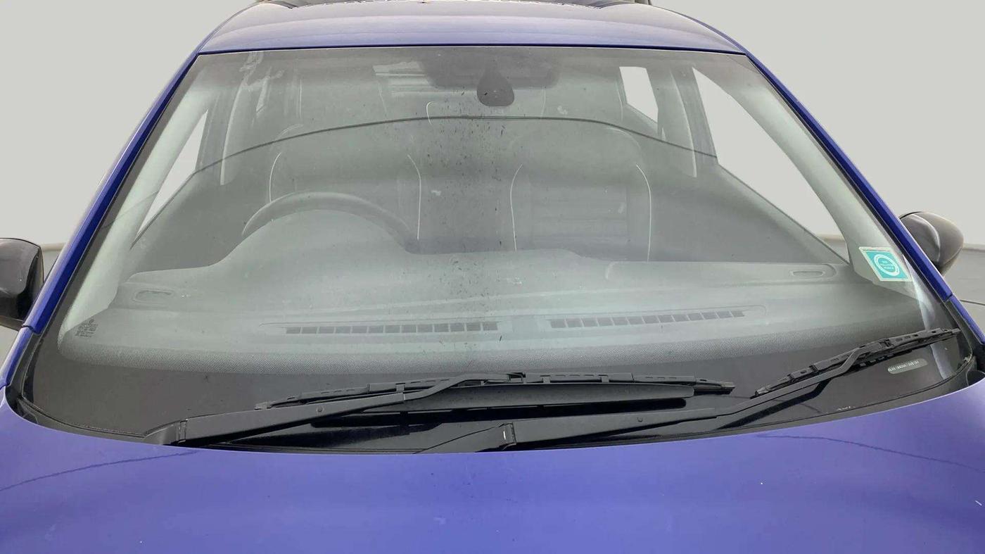 2018 Volkswagen Polo HIGHLINE PLUS 1.0 16 ALLOY, Petrol, Manual, 46,625 km, Front Windshield