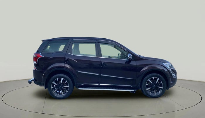 2019 Mahindra XUV500 W11(O), Diesel, Manual, 21,156 km, Right Side View