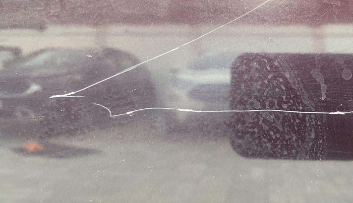 2019 Mahindra XUV500 W11(O), Diesel, Manual, 21,156 km, Right rear door - Minor scratches