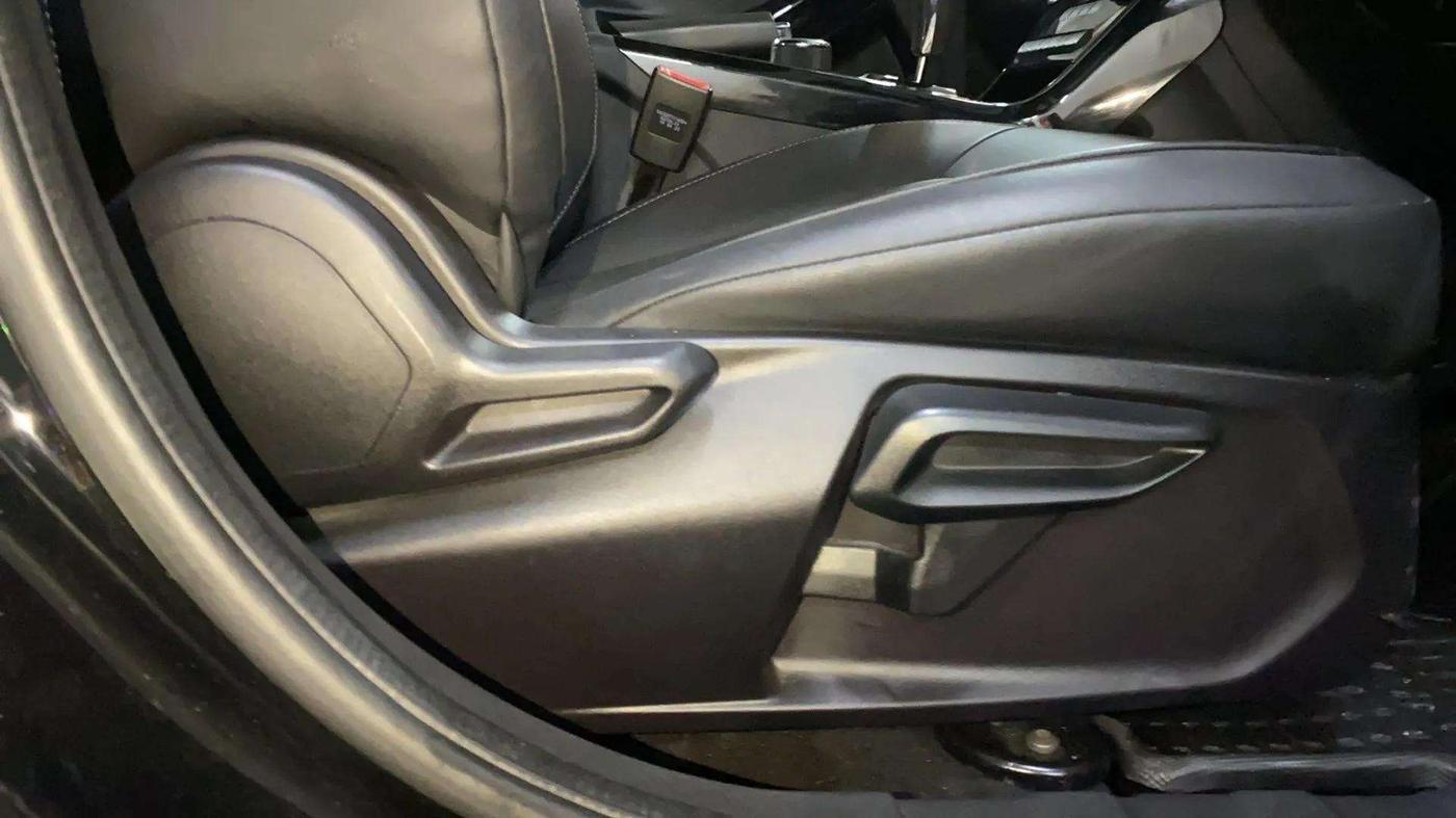2023 Tata NEXON XZA PLUS DIESEL DARK EDITION, Diesel, Automatic, 16,137 km, Driver Side Adjustment Panel