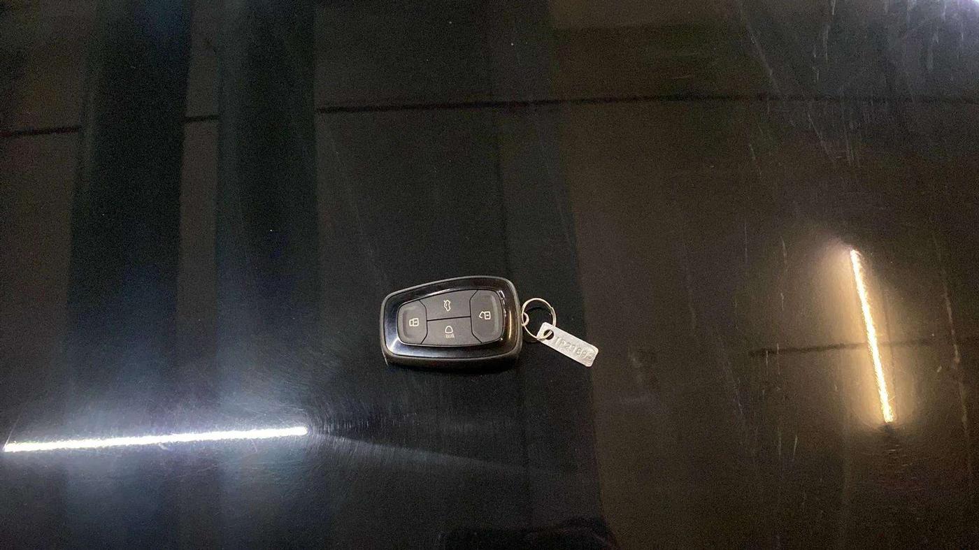 2023 Tata NEXON XZA PLUS DIESEL DARK EDITION, Diesel, Automatic, 16,137 km, Key Close Up