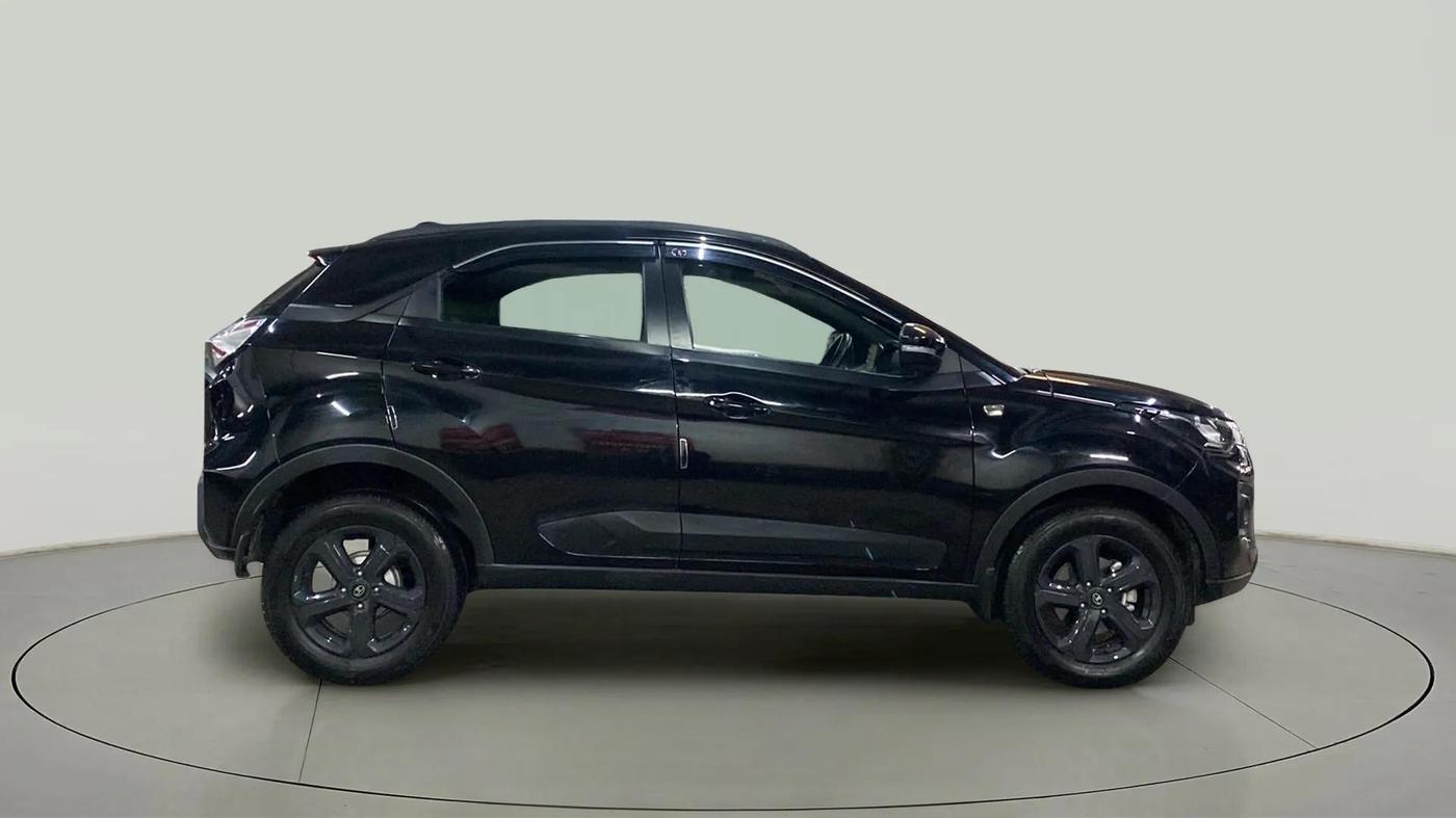 2023 Tata NEXON XZA PLUS DIESEL DARK EDITION, Diesel, Automatic, 16,137 km, Right Side View