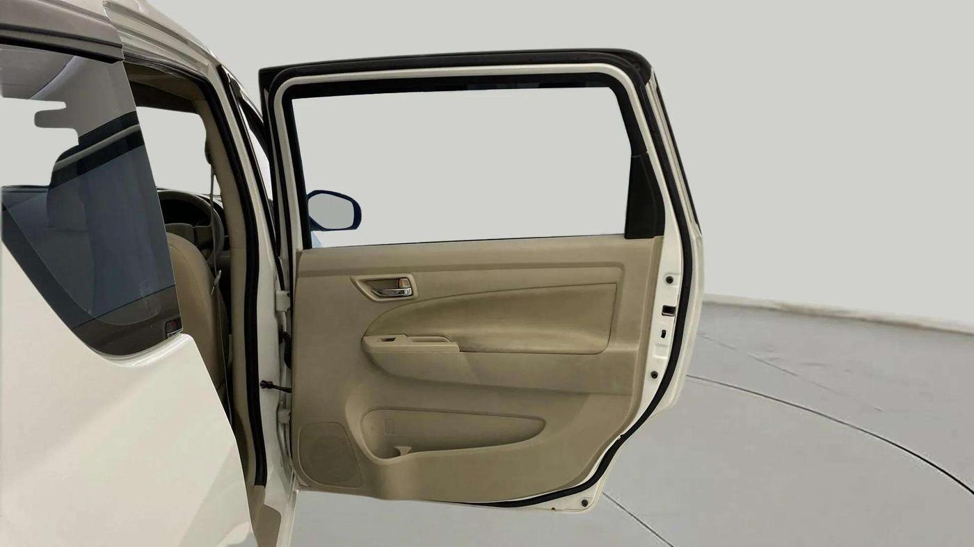 2017 Maruti Ertiga VXI, Petrol, Manual, 80,641 km, RHS Rear Door