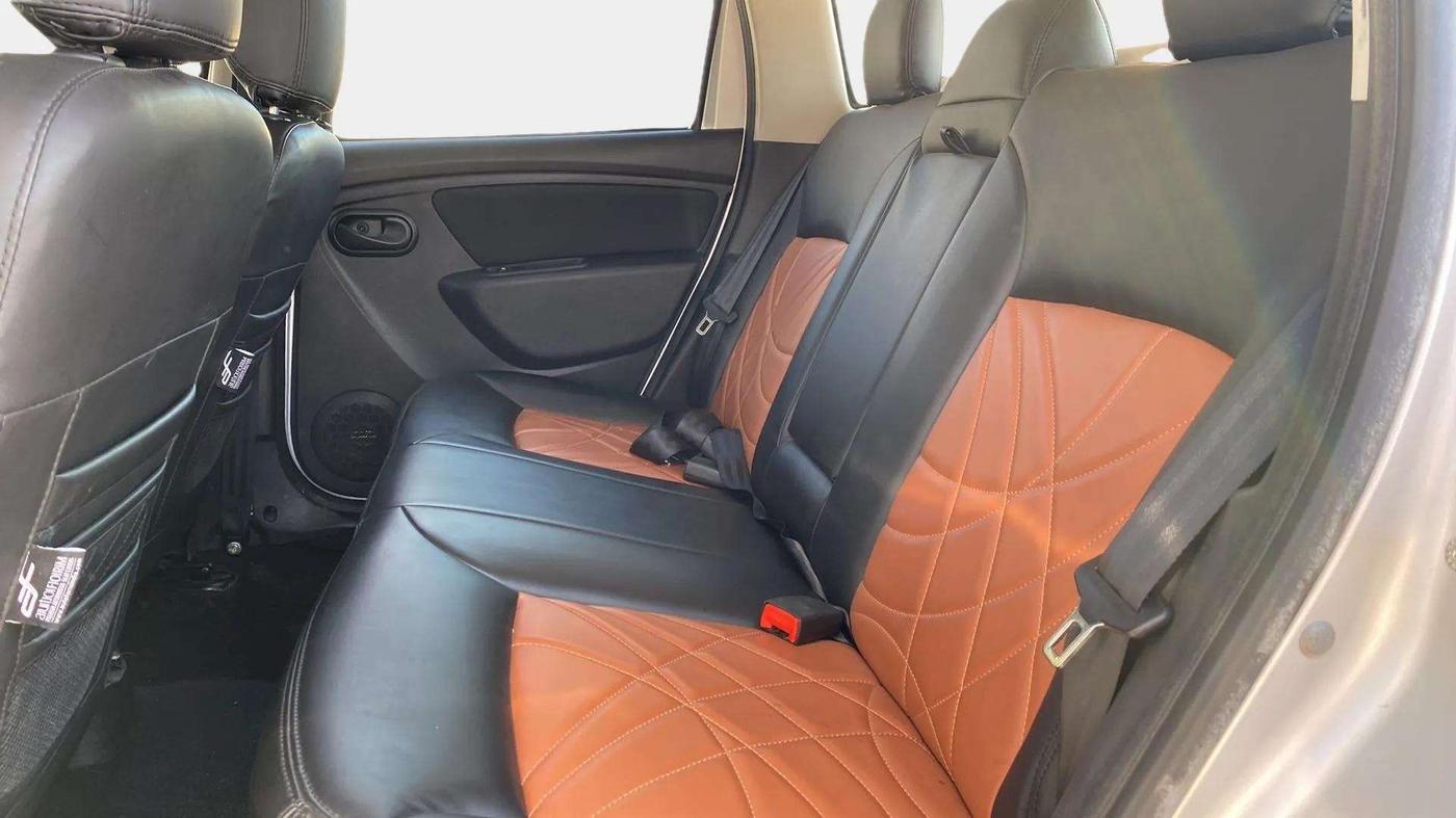 2019 Renault Duster RXS OPT CVT, Petrol, Automatic, 55,706 km, Right Side Rear Door Cabin