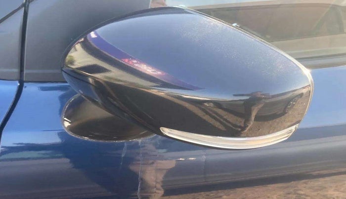 2017 Maruti Baleno DELTA PETROL 1.2, Petrol, Manual, 33,710 km, Left rear-view mirror - Minor scratches