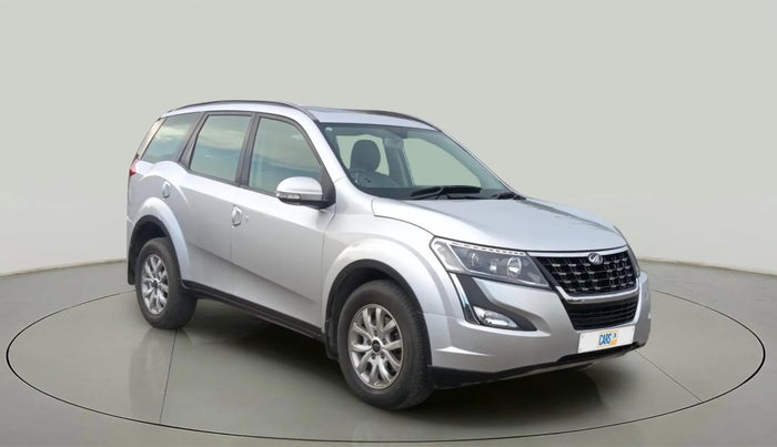 2020 Mahindra XUV500 W9, Diesel, Manual, 31,507 km, Right Front Diagonal